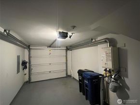 4710 37th Avenue SW B, Seattle WA 98126