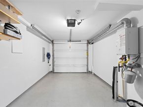 4710 37th Avenue SW B, Seattle WA 98126