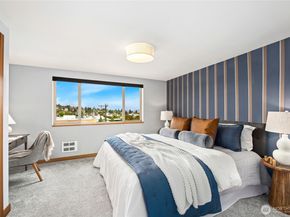 4710 37th Avenue SW B, Seattle WA 98126