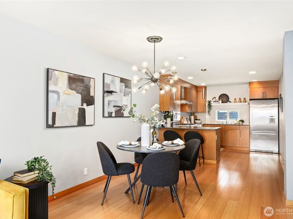 4710 37th Avenue SW B, Seattle WA 98126