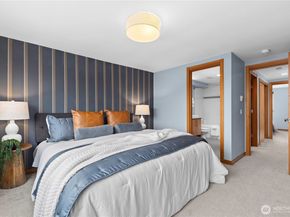 4710 37th Avenue SW B, Seattle WA 98126