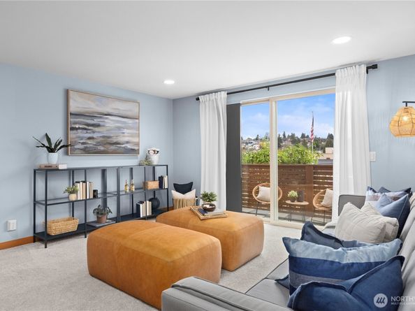 4710 37th Avenue SW B, Seattle WA 98126