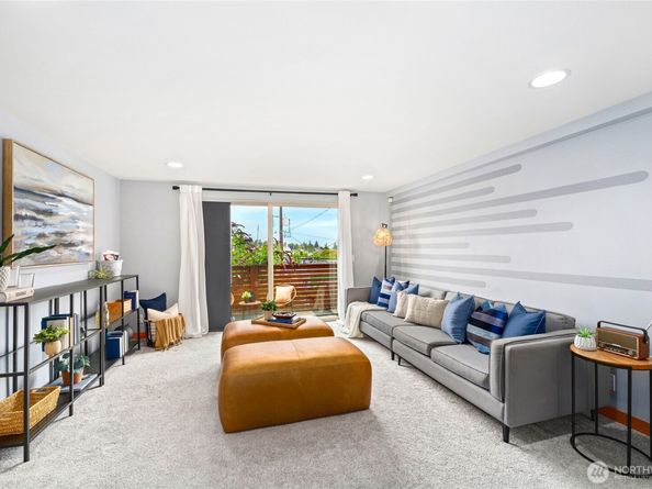 4710 37th Avenue SW B, Seattle WA 98126