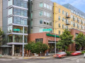 4710 37th Avenue SW B, Seattle WA 98126