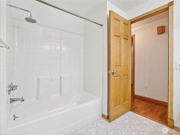3124 198th Place SE, Bothell WA 98012