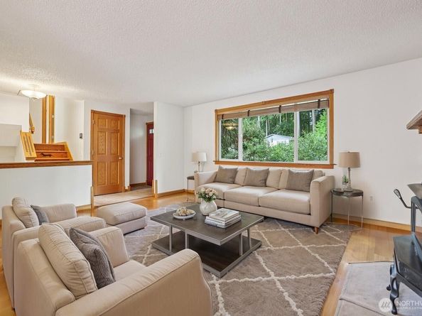 3124 198th Place SE, Bothell WA 98012