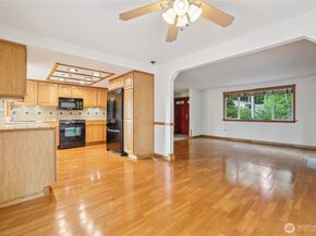 3124 198th Place SE, Bothell WA 98012