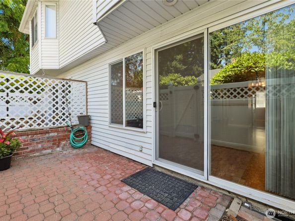 957 12th Street NE 1013, Auburn WA 98002