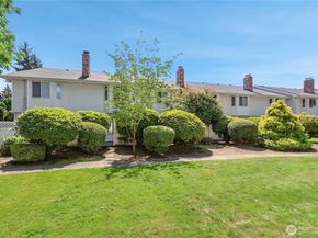 957 12th Street NE 1013, Auburn WA 98002