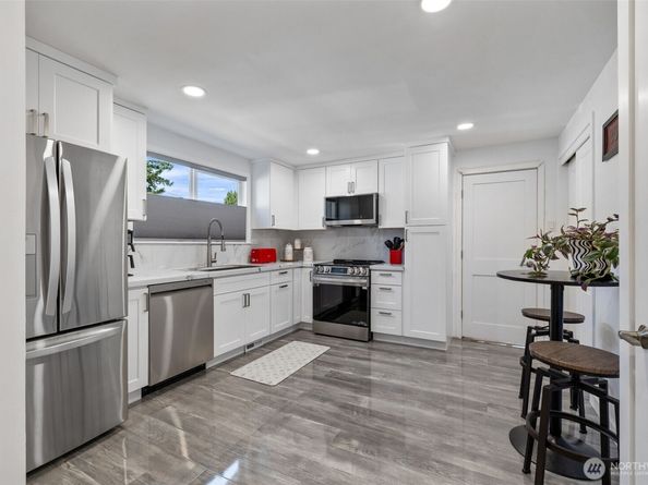 20932 3rd Avenue W, Lynnwood WA 98036