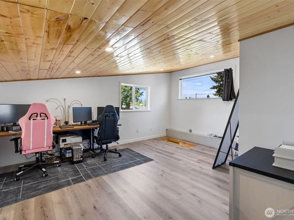 20932 3rd Avenue W, Lynnwood WA 98036