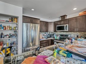 6706 S 239th Place E103, Kent WA 98032
