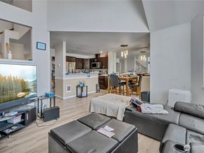 6706 S 239th Place E103, Kent WA 98032