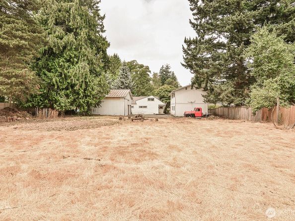 12048 10th Avenue S, Burien WA 98168