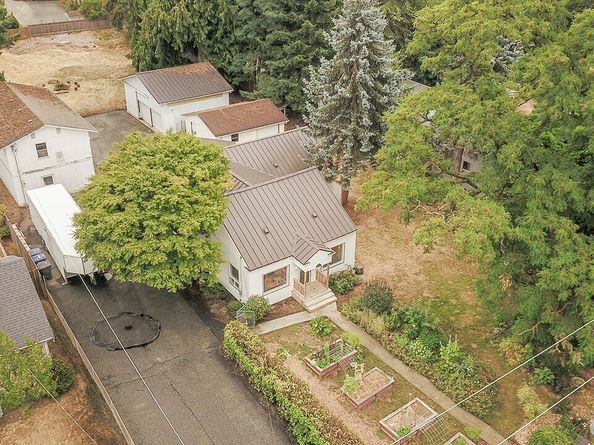 12048 10th Avenue S, Burien WA 98168
