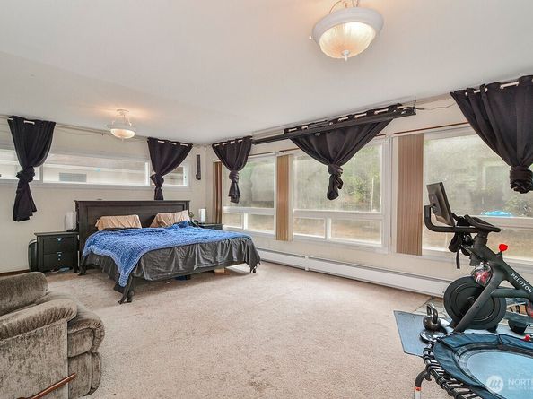 12048 10th Avenue S, Burien WA 98168