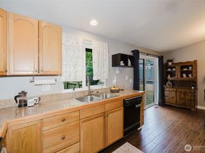 1116 Lower Marine Drive, Bremerton WA 98312