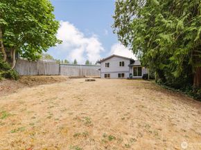 1116 Lower Marine Drive, Bremerton WA 98312