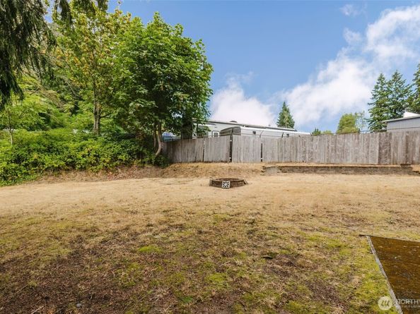 1116 Lower Marine Drive, Bremerton WA 98312