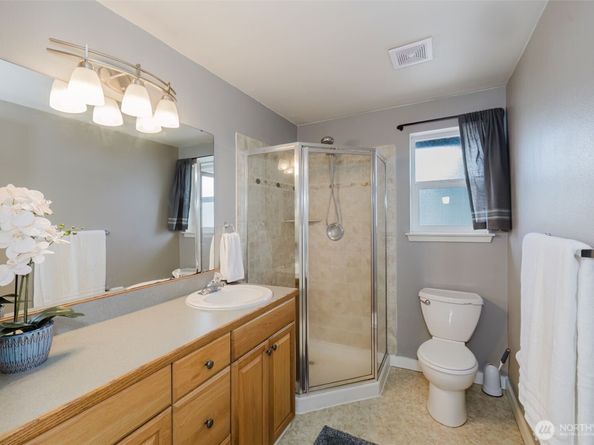 1116 Lower Marine Drive, Bremerton WA 98312