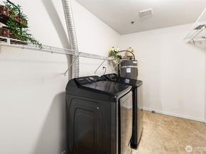 8745 Greenwood Avenue N 209, Seattle WA 98103
