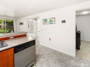 8745 Greenwood Avenue N 209, Seattle WA 98103