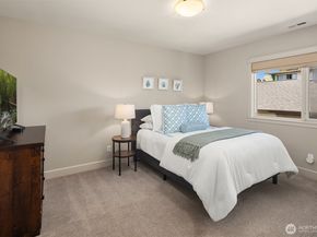212 5th Avenue W, Kirkland WA 98033