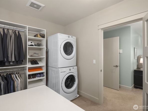 212 5th Avenue W, Kirkland WA 98033