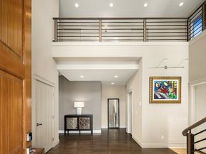 212 5th Avenue W, Kirkland WA 98033