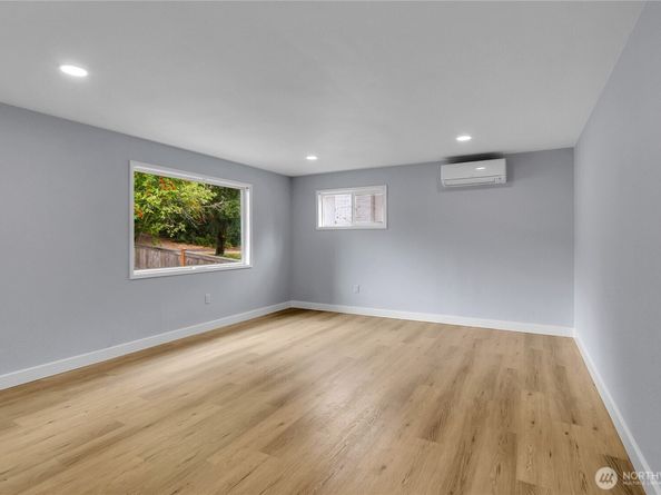 13018 27th Avenue NE, Seattle WA 98125