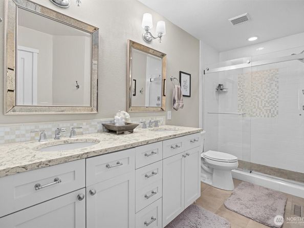 205 Newport Way NW G2, Issaquah WA 98027