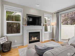 205 Newport Way NW G2, Issaquah WA 98027