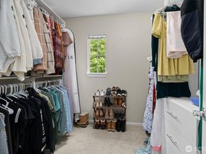 205 Newport Way NW G2, Issaquah WA 98027