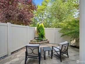 205 Newport Way NW G2, Issaquah WA 98027