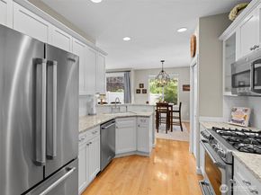 205 Newport Way NW G2, Issaquah WA 98027