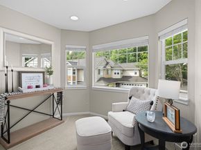 205 Newport Way NW G2, Issaquah WA 98027