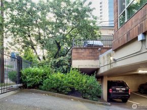905 Cherry Street 606, Seattle WA 98104