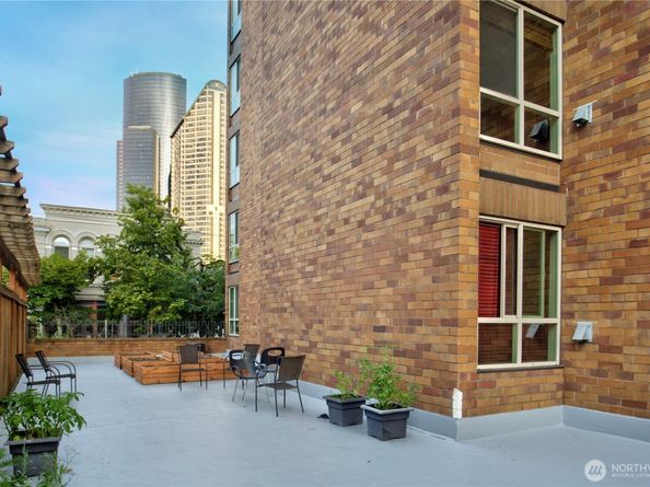 905 Cherry Street 606, Seattle WA 98104
