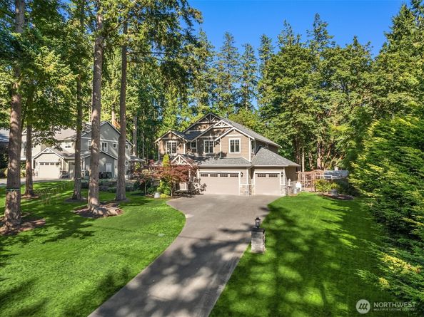 10674 N Madison Avenue NE, Bainbridge Island WA 98110