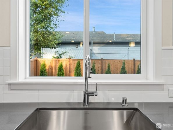 17505 NE Midnight Sun Loop, Poulsbo WA 98370