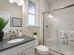 17505 NE Midnight Sun Loop, Poulsbo WA 98370