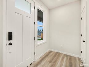 17505 NE Midnight Sun Loop, Poulsbo WA 98370