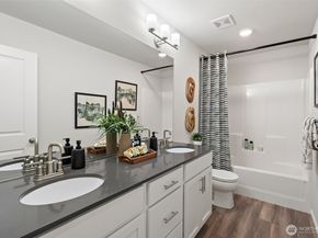 17505 NE Midnight Sun Loop, Poulsbo WA 98370