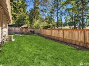 15406 119th Avenue NE, Bothell WA 98011