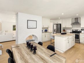 15406 119th Avenue NE, Bothell WA 98011