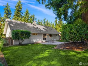 14076 117th Avenue NE, Kirkland WA 98034