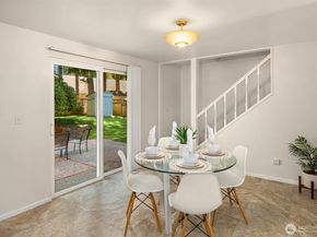 14076 117th Avenue NE, Kirkland WA 98034