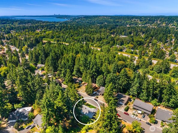 14076 117th Avenue NE, Kirkland WA 98034