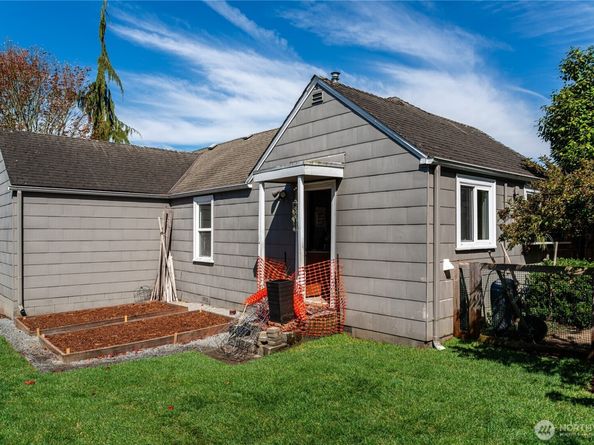 305 Alverson Boulevard, Everett WA 98201