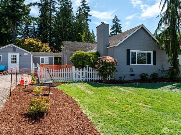 305 Alverson Boulevard, Everett WA 98201